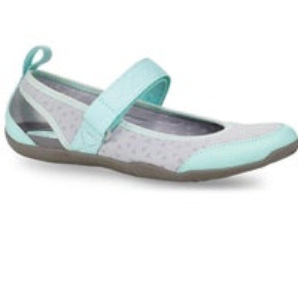 Teva Northwater Gore Slip-on